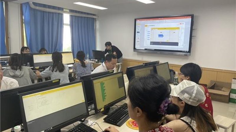 教师资格证培训：综合素质课程如何选择？**